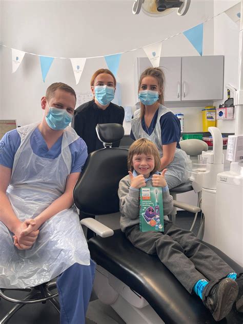 Volunteering Dentists Commit To Protecting Childrens Teeth Scottish