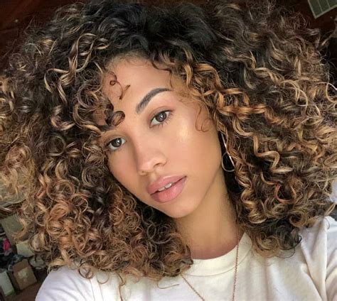 Pin By Hermany Chery On Hair In 2019 Cheveux Curly Cheveux Bouclés