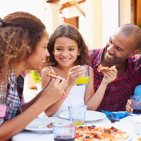 Benefits Of Eating Together Wholesome Kids Catering