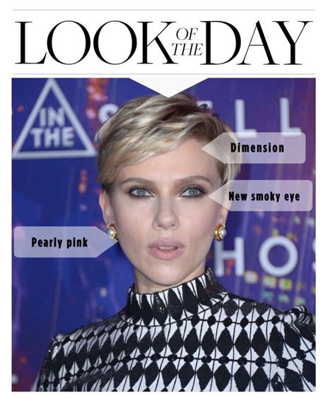 Scarlett Johanssons Smoky Eye Is Instagram Galaxy Makeup In Real Life