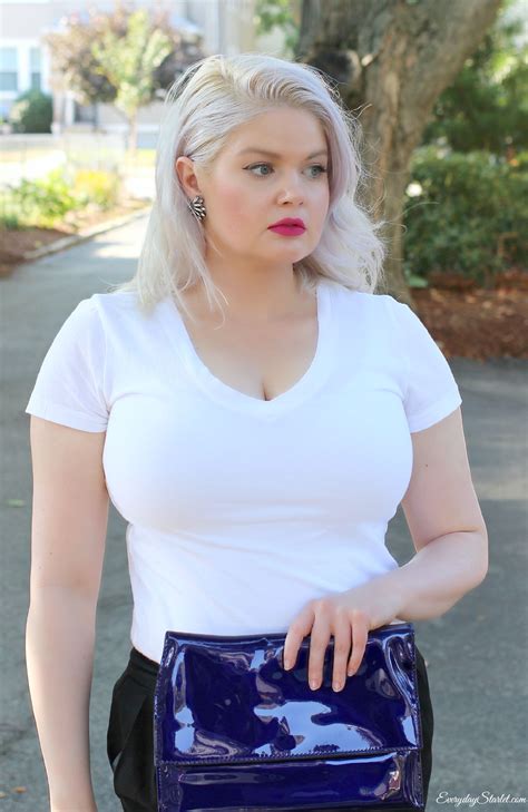 The Perfect White T Shirt For A Full Bust Everyday Starlet