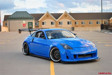Properly Styled Jdm Nissan 350z Count The Parts Vivid Racing News