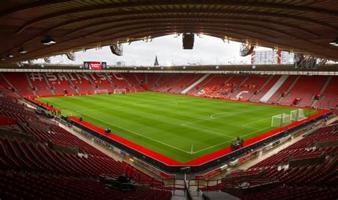 Watch from anywhere online and free. Southampton vs Arsenal: Live stream, kick off time, TV ...