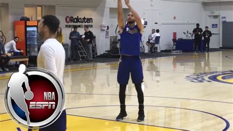 There are currently no injuries in the league to report. Stephen Curry shoots free throws during first practice ...