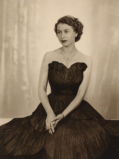 For her wedding, the queen asked sir norman hartnell to produce 'the most beautiful dress i had so. BBC News - Queen Elizabeth II in art and image