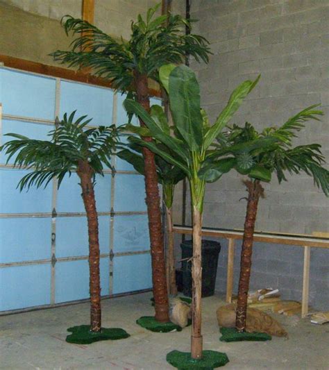 Heartwarming Diy Fake Palm Tree Hanging Succulents