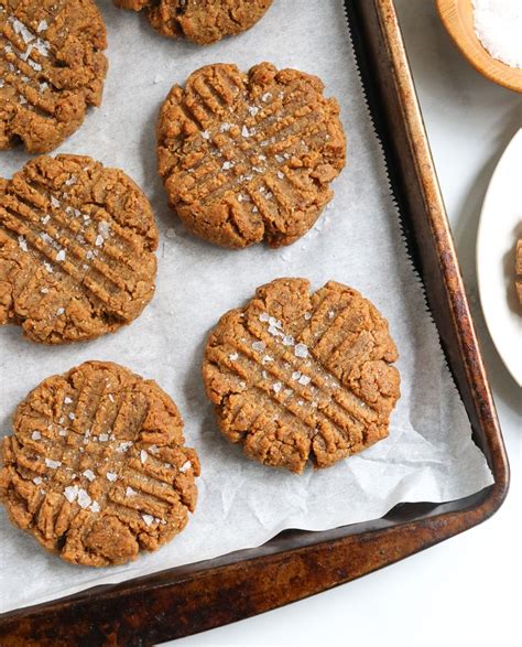 Peanut Butter Date Cookies Detoxinista