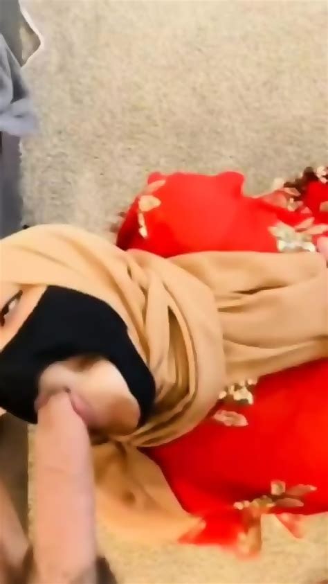 Malay Hijab Striptease Eporner