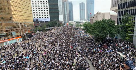 Protests erupted in hong kong in june over a proposed extradition bill by which hong kong residents would be brought to mainland china to be tried. Canada warns Hong Kong extradition law to China could ...