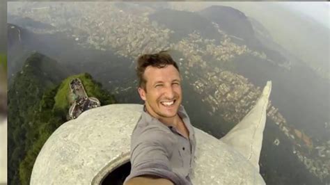 Top 10 Most Dangerous Selfies Ever Taken Incredible Amazing Selfie