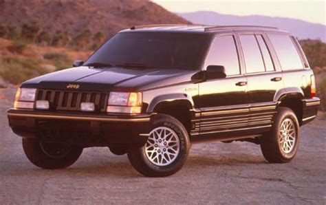 1993 Jeep Grand Cherokee Vins Configurations Msrp And Specs Autodetective