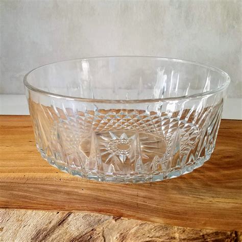 Arcoroc Glass Bowl French Glass Serving Bowl With Starburst Pattern