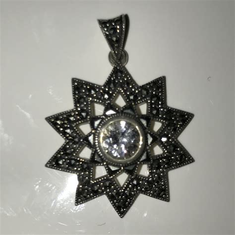 Sterling Silver Star Shape Pendant Drop Austrian Crystal Center With