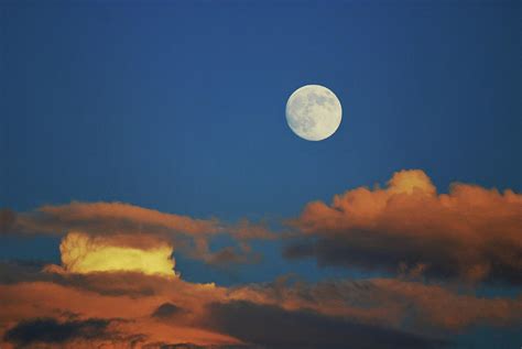 Full Moon At Sunset Photograph By Richard Jenkins
