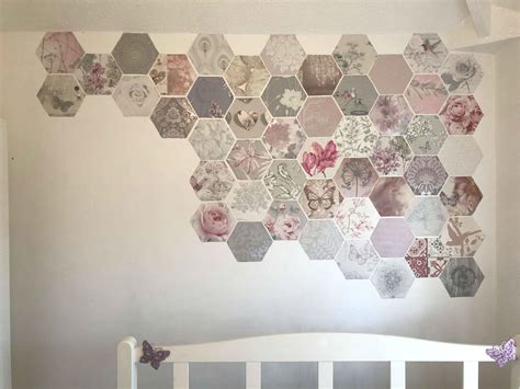 Diy Genius As Woman Uses 30 Sample Wallpapers To Create Stunning Feature Wall Deadline News