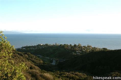 Nice to get out of the city, away from people. Los Liones Trail | Los Angeles | Hikespeak.com