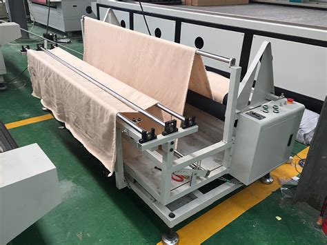 Industrial Cloth Cutting Machine