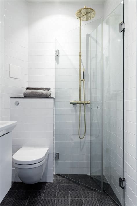 Gäste WC mit Dusche: 50+ moderne Ideen für einen kleinen Raum | Guest bathroom remodel, Small