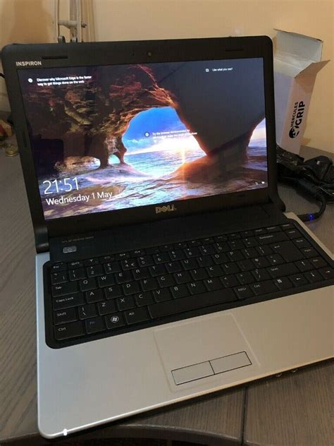 Old Dell Inspiron 1470 Win 10 Wireless In Clapham Junction