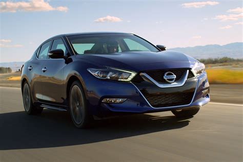 2014 Vs 2016 Nissan Maxima Whats The Difference Autotrader