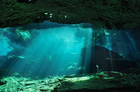 Beautiful Underwater Caves Wallpaper