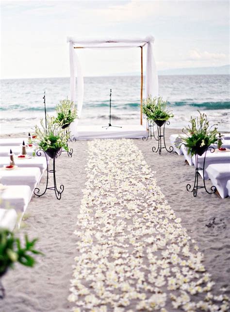 15 Romantic And Simple Beach Wedding Ideas Beach Wedding Aisles