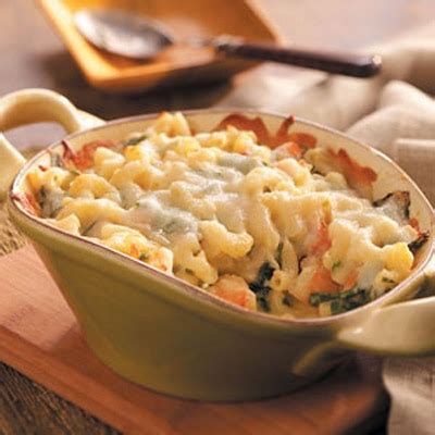 These casserole recipes will make feeding the family nourishing meals a breeze. Pinterest Picks: New Ideas for Family Dinners {Fish Edition} - How to Nest for Less™