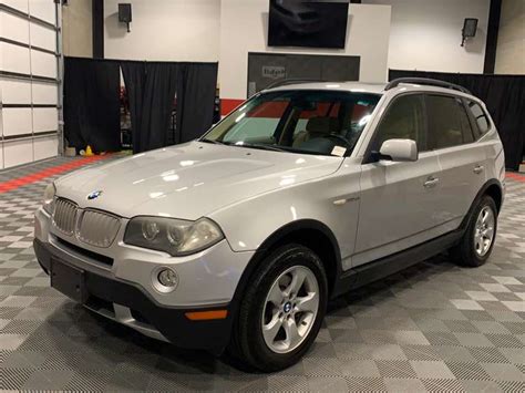 Learn more about price, engine type, mpg, and complete safety and warranty information. 2007 BMW X3 3.0si - Trucks & Auto Auctions