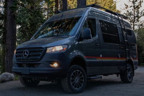 Mention to motorhomes, you've probably heard of the class c thor chateau some times before. Luxury Small Motorhome Floorplans - Small Class C Rvs List Of Best Class C Rv Manufacturers ...