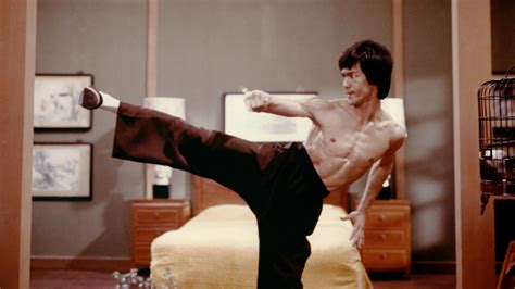 Le Prochain Film Sur Bruce Lee Sera Réalisé Par Ang Lee Avec Un Acteur Qui Sentraîne Depuis 3