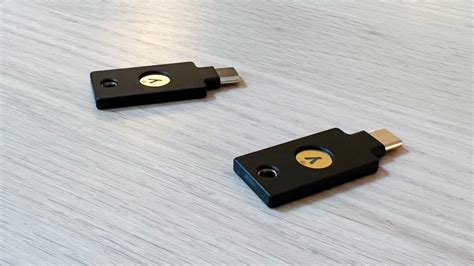 Review Yubicos 5c Nfc Yubikey Works Well With Apples Security Keys