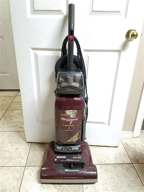 Hoover Windtunnel Deluxe Mach 38 Bagged Upright Vacuum U5465 900 For