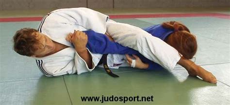 Judosport Net Ude Hishigi Hiza Gatame