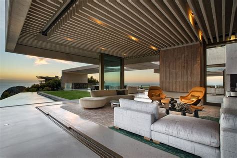 A Home In Cape Town By Saota And Interiors By Debra Parkington