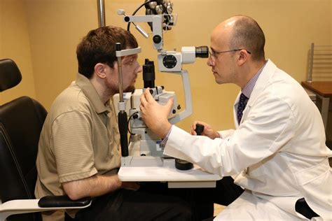 Meet Neurologist Ophthalmologist Damian Berezovsky Barrow Neurological