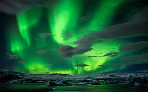 Surprising Spots To See The Northern Lights In The Us Pointstravels