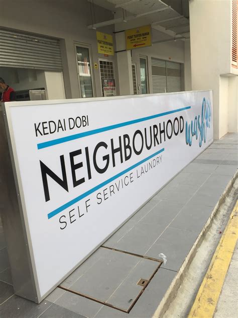 Kedai runcit biasanya menjual makanan mentah kering seperti beras dan tepung, serta pelbagai barangan keperluan rumah lain. Signboard Murah: PEMASANGAN SIGN BOARD DOBI BERLAMPU DI ...