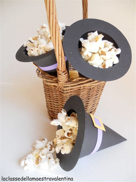 Sweet & simple caramel popcorn that can be made chewy or crunchy in very little time. Halloween Party. I got a link somewhere for pink coloured ...