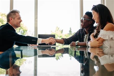 Licensee search / complaints history / business registration. How to Get a Real Estate License in 7 Steps