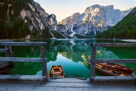 Lago Di Braies Loasi Naturale Dellalto Adige Goodtrekking