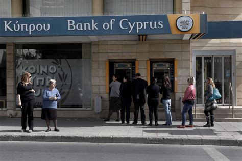 Greek Bank Piraeus To Buy Units Of Cypriot Lenders In Greece Ibtimes Uk