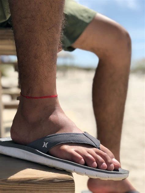 Pin By El Joselo On Feet Sandals Flip Flops Pies Chanclas Mens