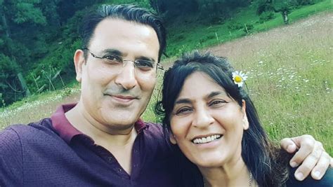 Archana Puran Singh And Parmeet Sethi Share Adorable Pictures On Their
