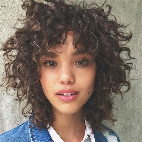 Photos That Will Make You Want Curly Bangs Haircuts For Curly Hair
