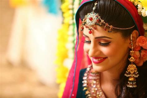 5 Most Popular Pakistani Beauty Parlors For Bridal Makeup Fs Fashionista