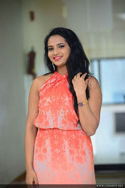 About saranya anand biography including age, height, weight, debut film, family, education, marriage and more. Saranya Anand Latest Photos (3)