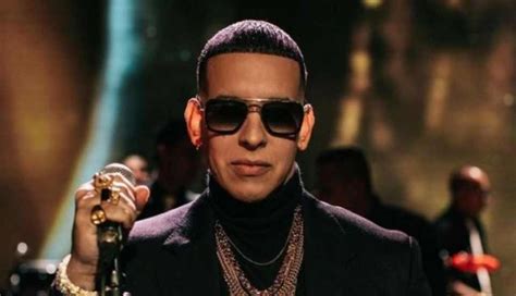 Video Daddy Yankee Estrena El Problema Y Revive El Viejo Reguetón