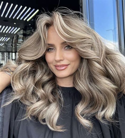 19 Best Ash Blonde Balayage Hair Colors For Every Skin Tone Artofit