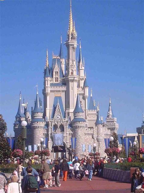 Cinderellas Castle Disneyland Anaheim California Pinterest