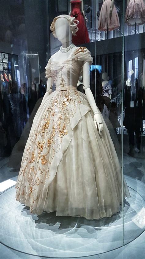 Princess Margaret Royal Fashion Icon An Historian About Town